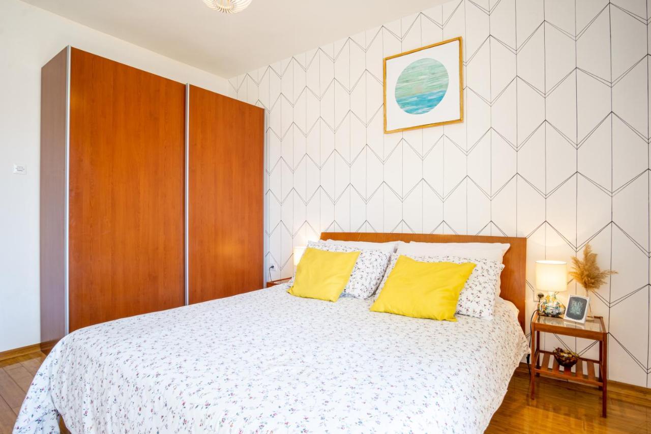 Spacious Apartment By The Sea 8+4 Pula Dış mekan fotoğraf